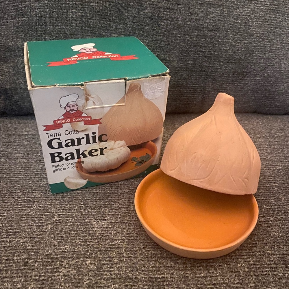 Nevco Collection Terra Cotta Garlic Baker (Vintage)
